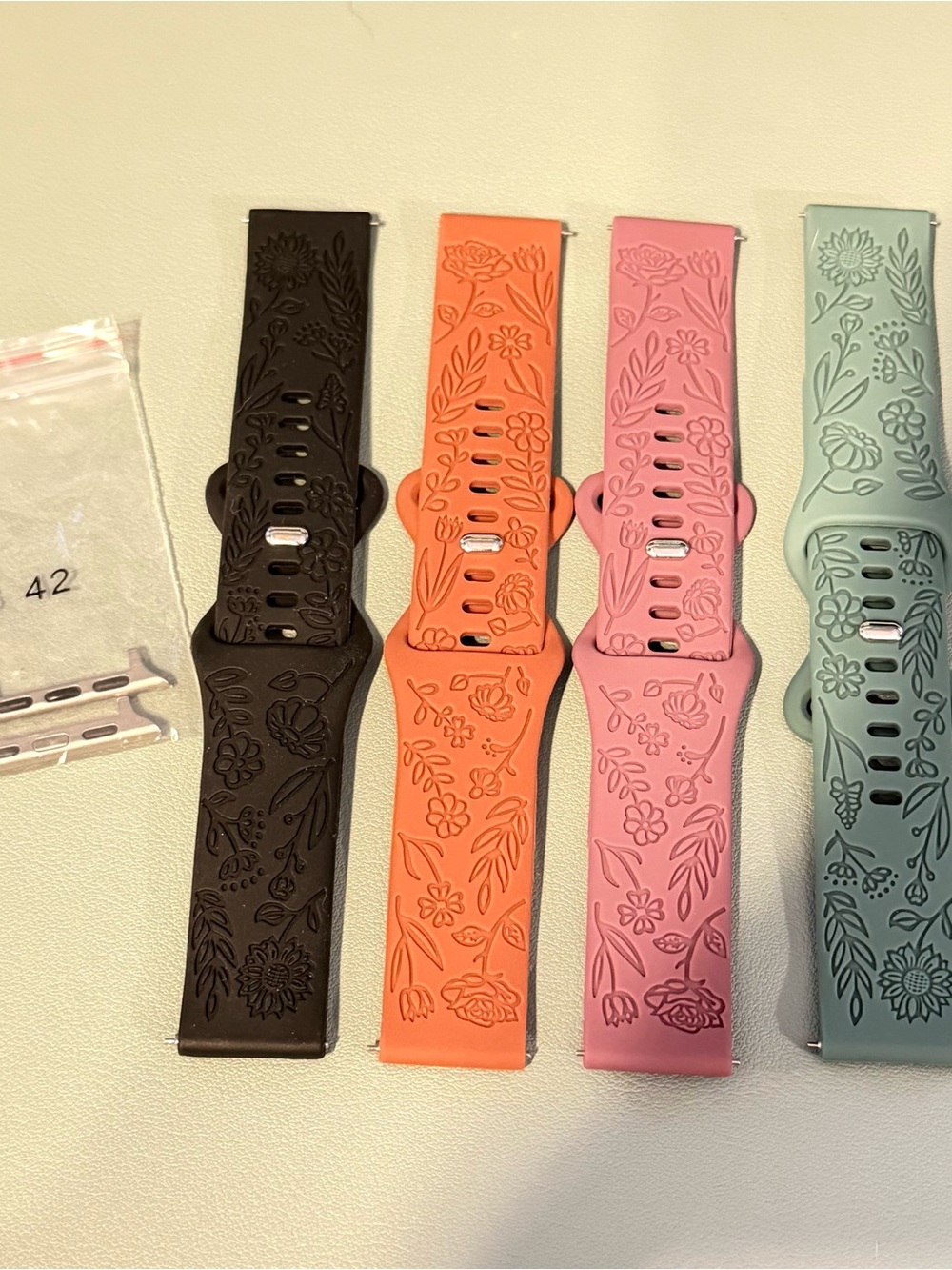 New Set of 4 Silicone Floral Replacement Apple Watch Band 38-42mm
